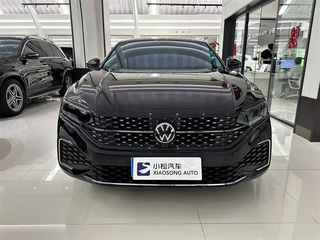 Volkswagen Passat — фото 10