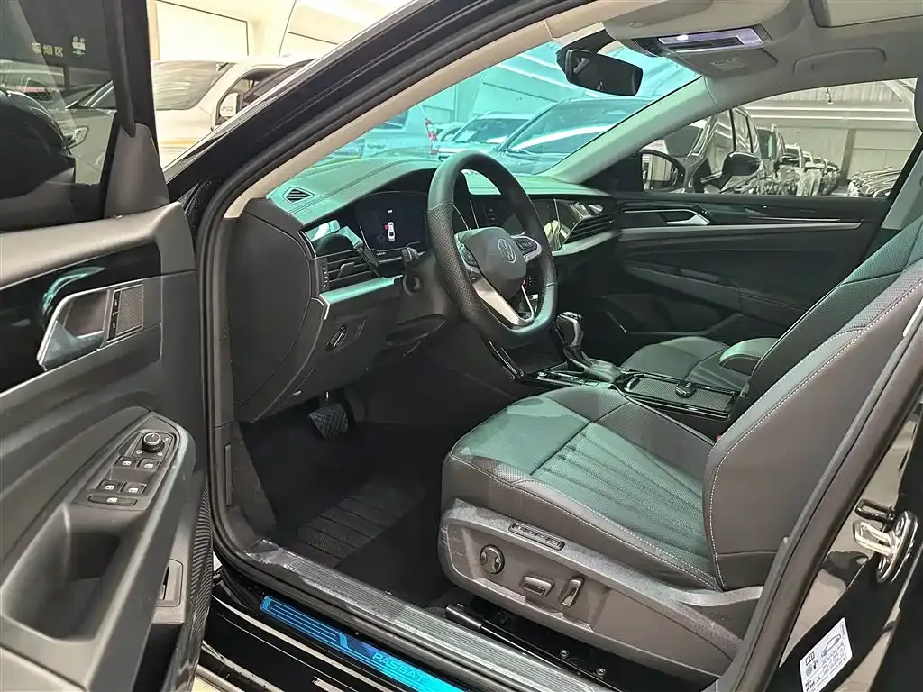 Volkswagen Passat — фото 5