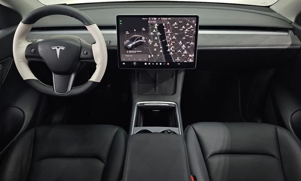 Tesla Model Y — фото 5