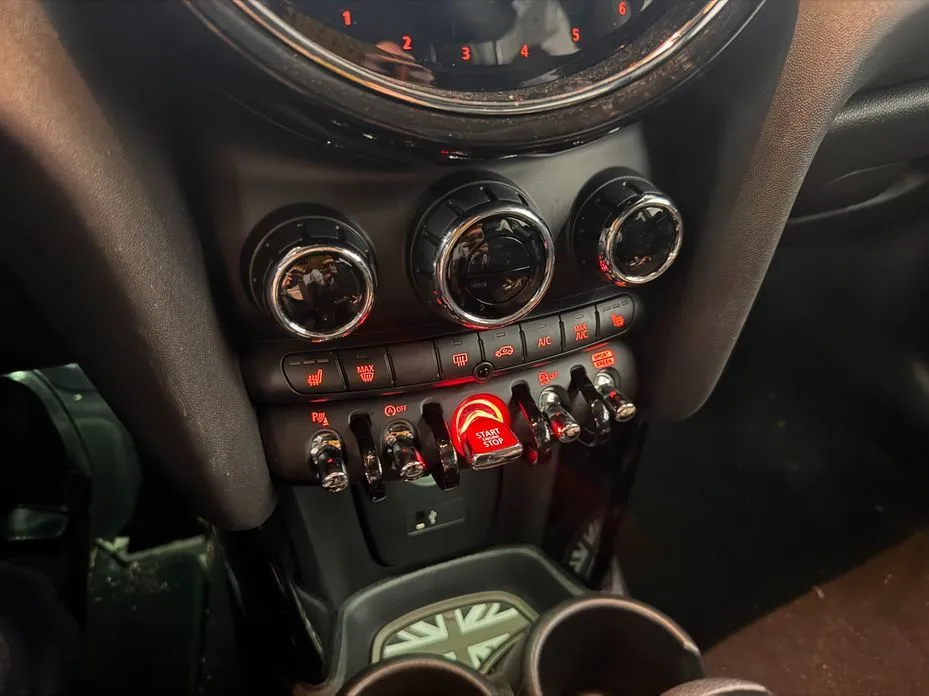 Mini Cooper — фото 10