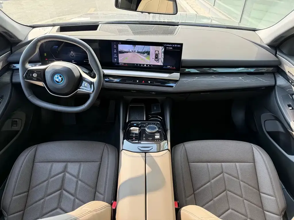 BMW i5 2026 из CN, фото 8