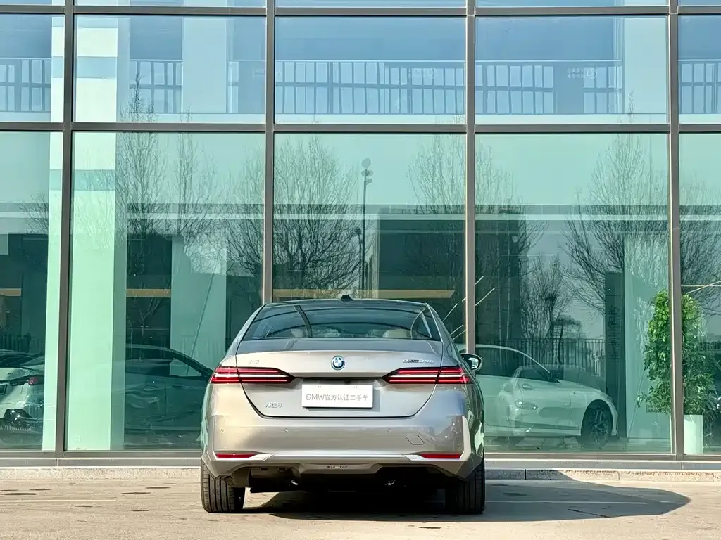 BMW i5 2026 из CN, фото 6