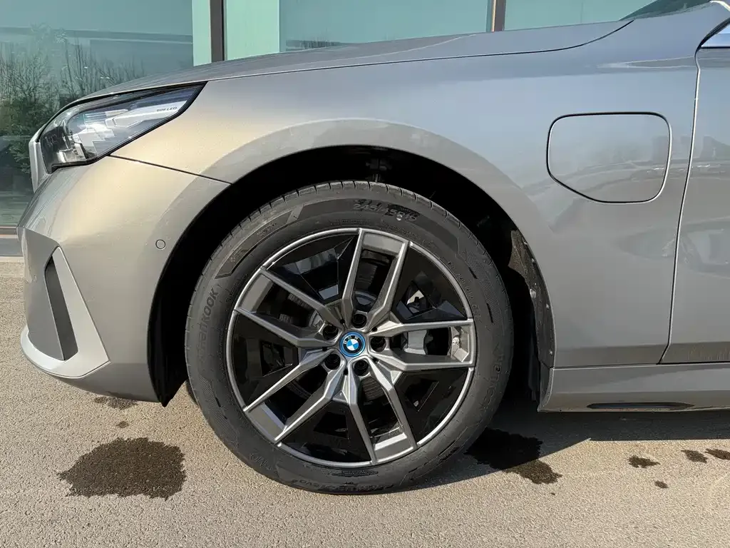 BMW i5 2026 из CN, фото 9