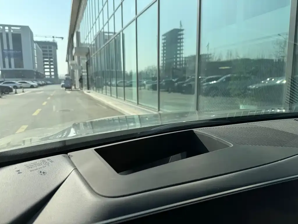 BMW i5 2026 из CN, фото 10