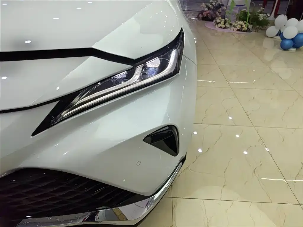 Toyota Venza 2023 из CN, фото 5