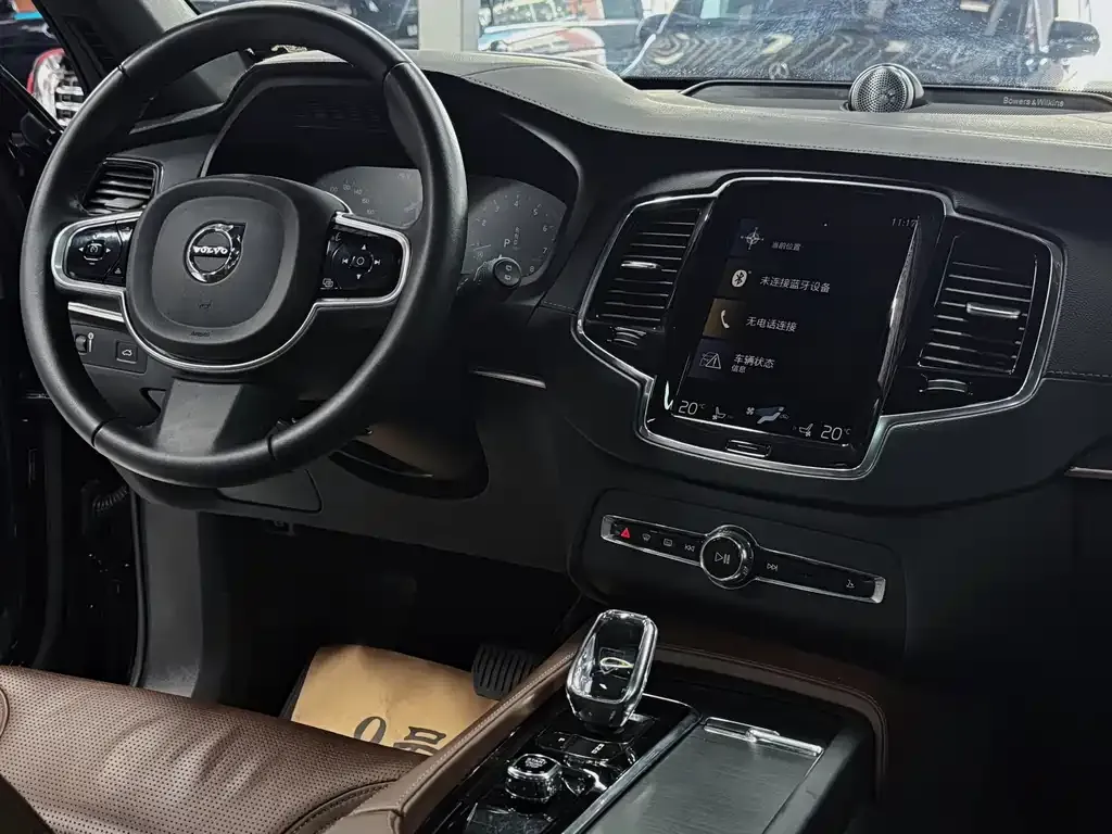 Volvo XC90 — фото 4