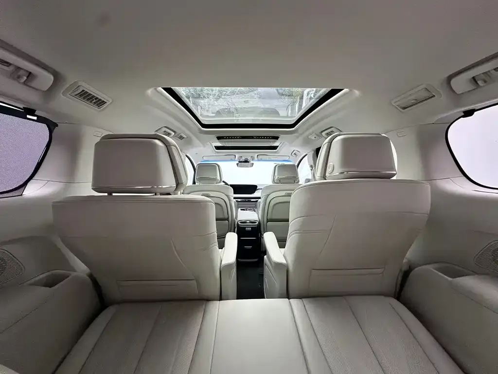 Buick GL8 Hybrid — фото 9