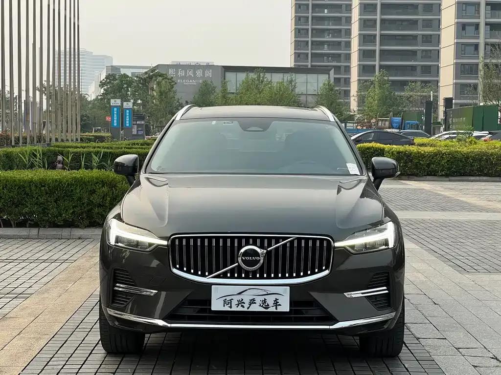Volvo XC60 — фото 4