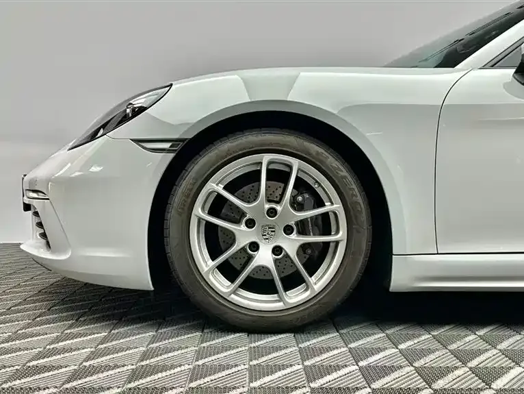 Porsche 718 — фото 10