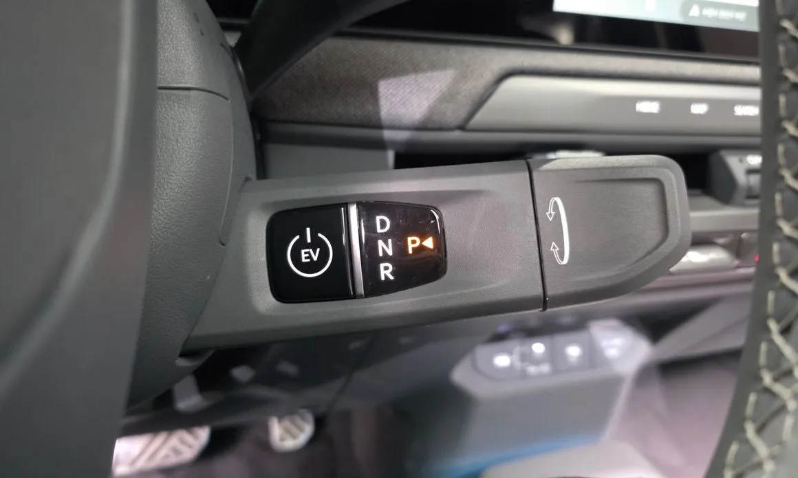 Kia EV3 — фото 4