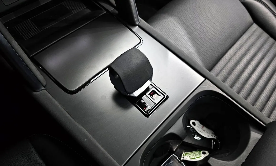 Land Rover Discovery Sport 2025 из KR, фото 9