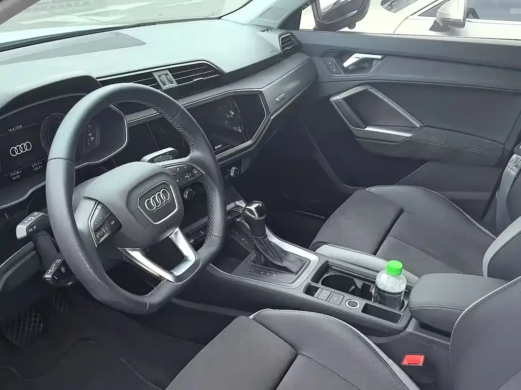 Audi Q3 — фото 3