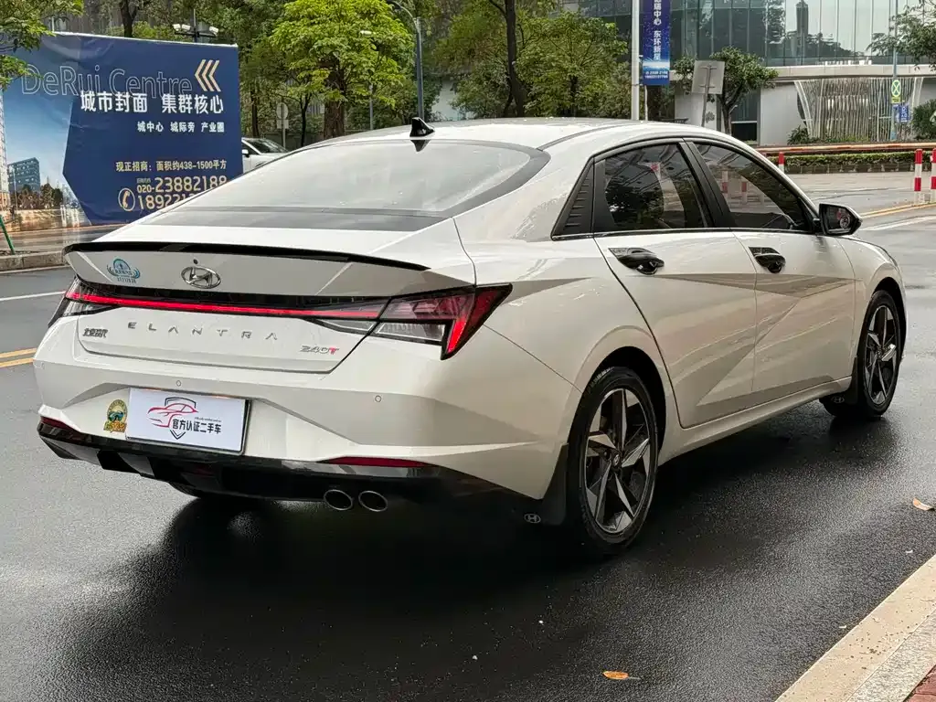 Hyundai Elantra 2021 из CN, фото 10