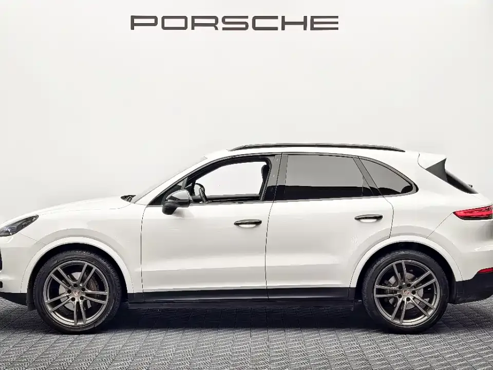 Porsche Cayenne — фото 6
