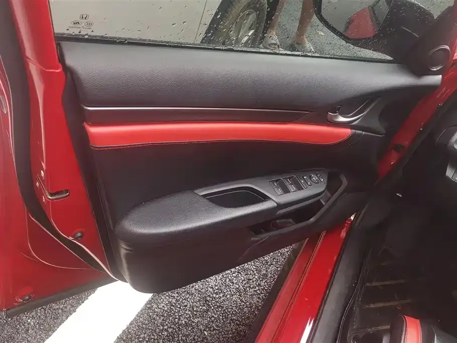 Honda Civic — фото 6