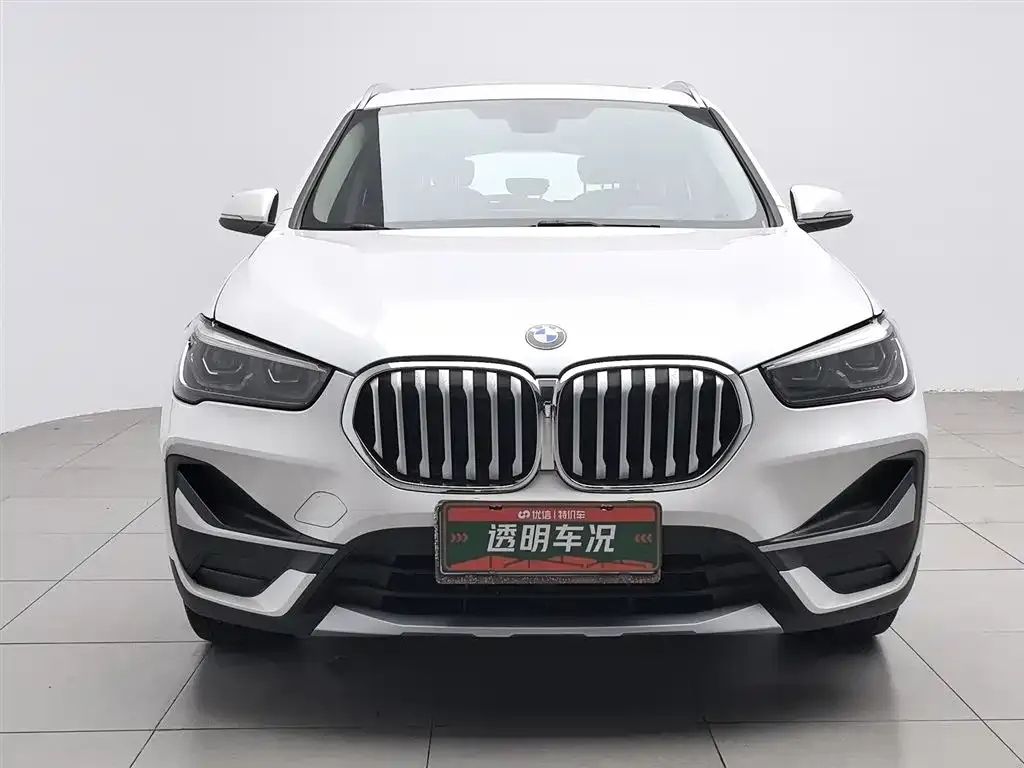 BMW X1 2021 из CN, фото 3