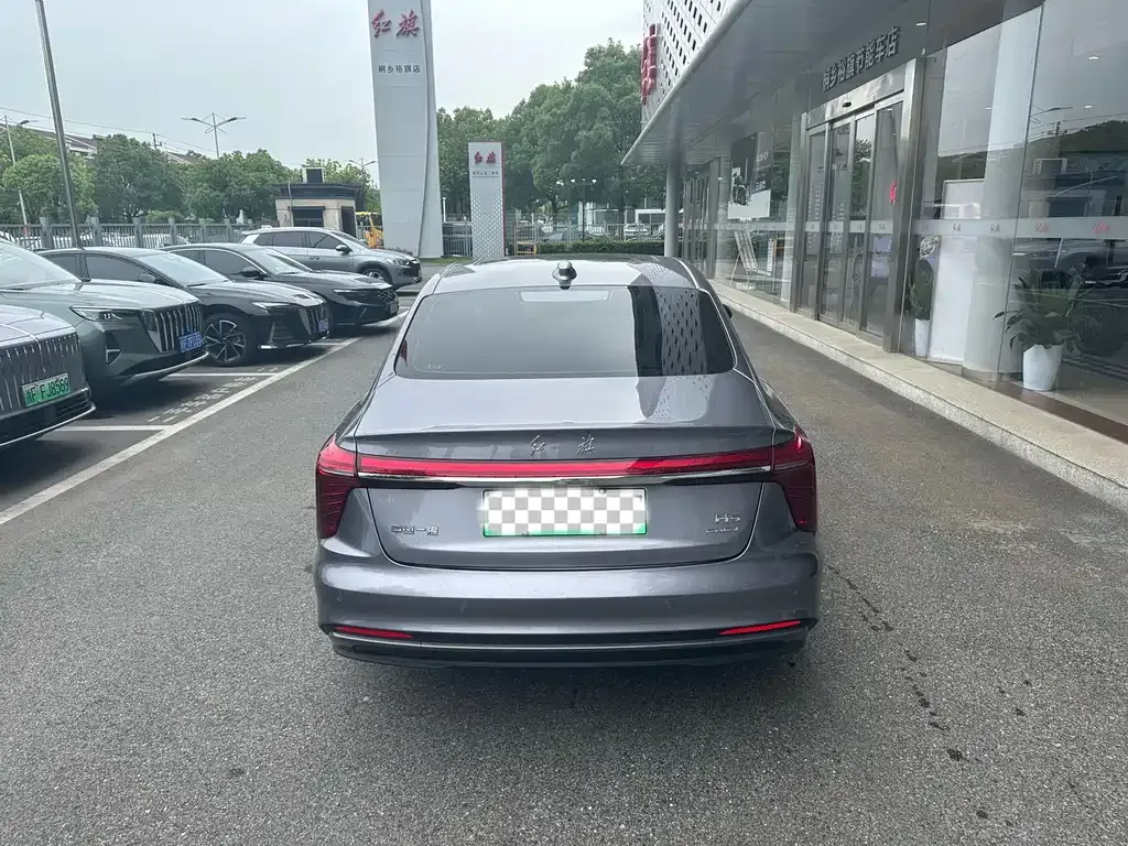 Hongqi H5 PHEV 2025 из CN, фото 10