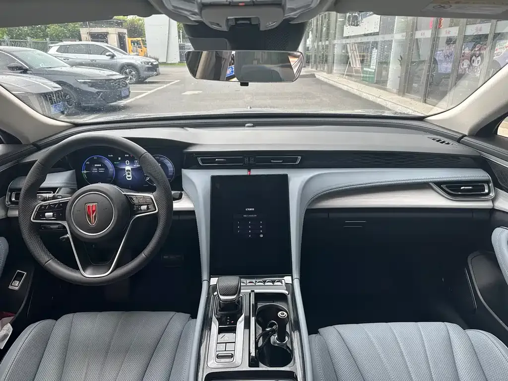 Hongqi H5 PHEV 2025 из CN, фото 9