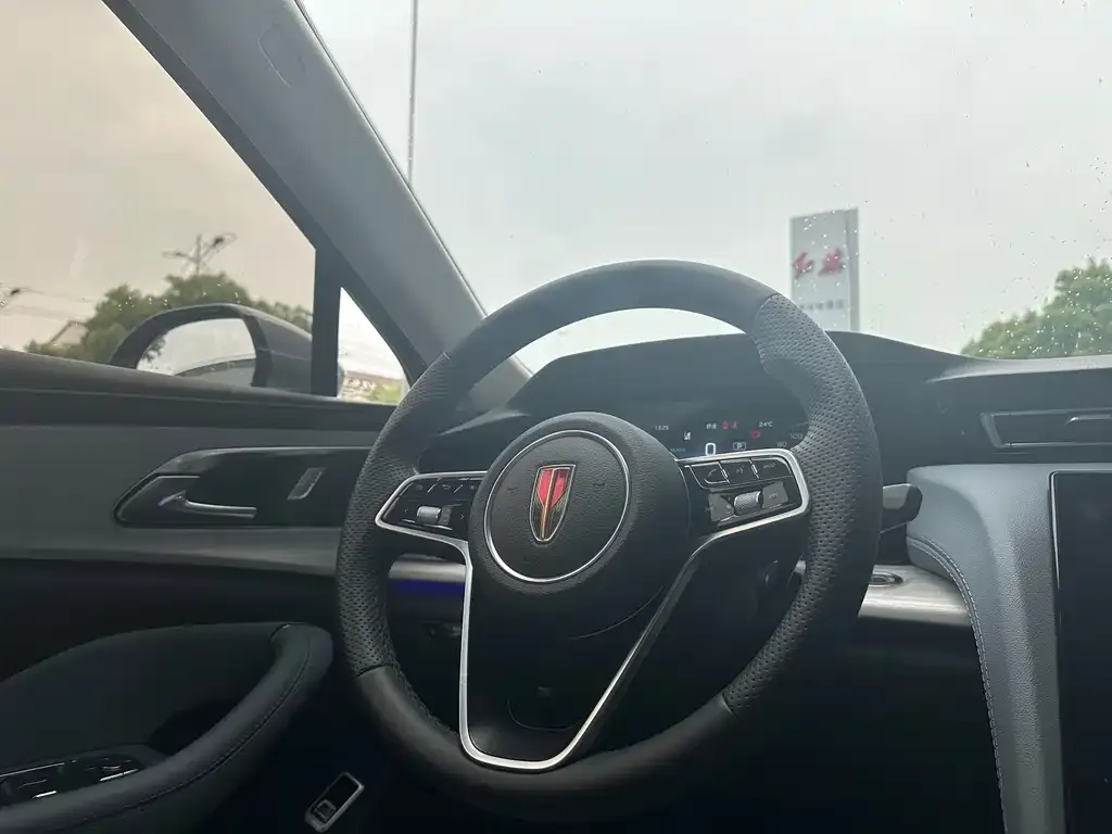 Hongqi H5 PHEV 2025 из CN, фото 3