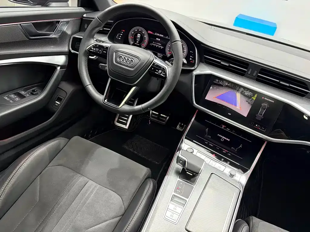 Audi A6L — фото 6