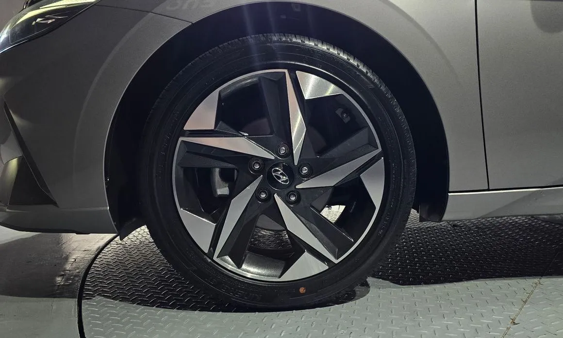 Hyundai AVANTE — фото 6
