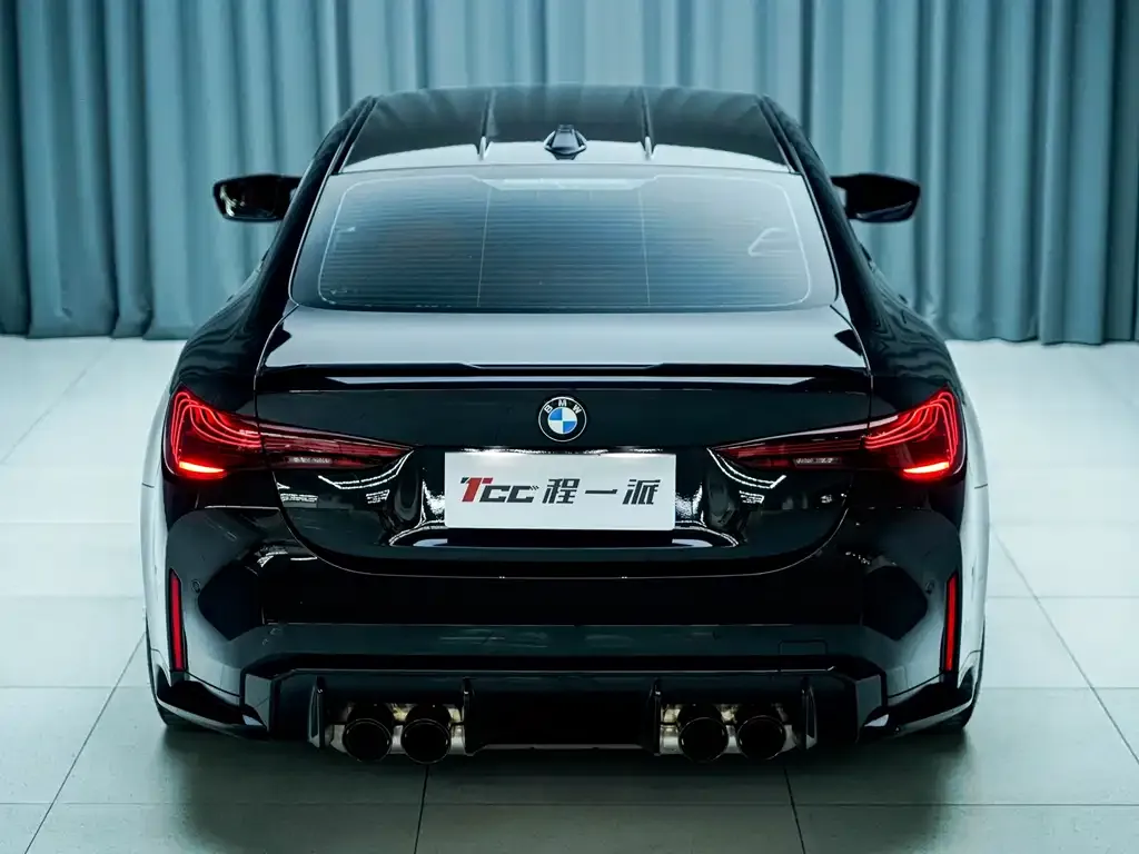 BMW M4 — фото 8