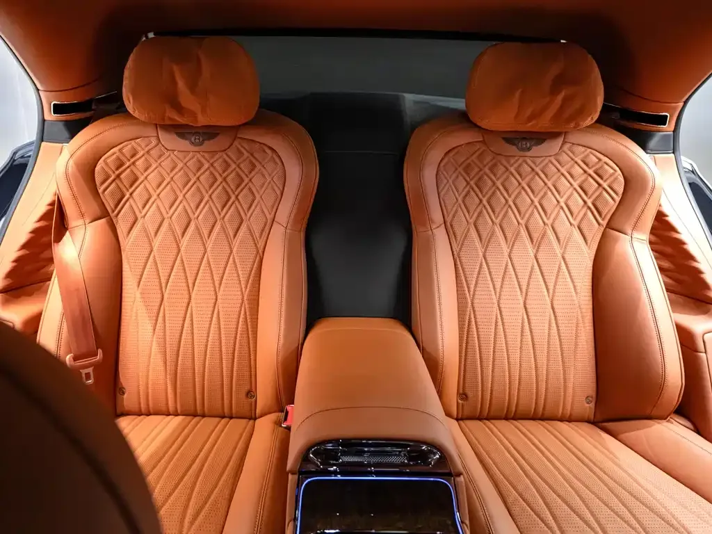 Bentley Flying Spur 2022 из CN, фото 10