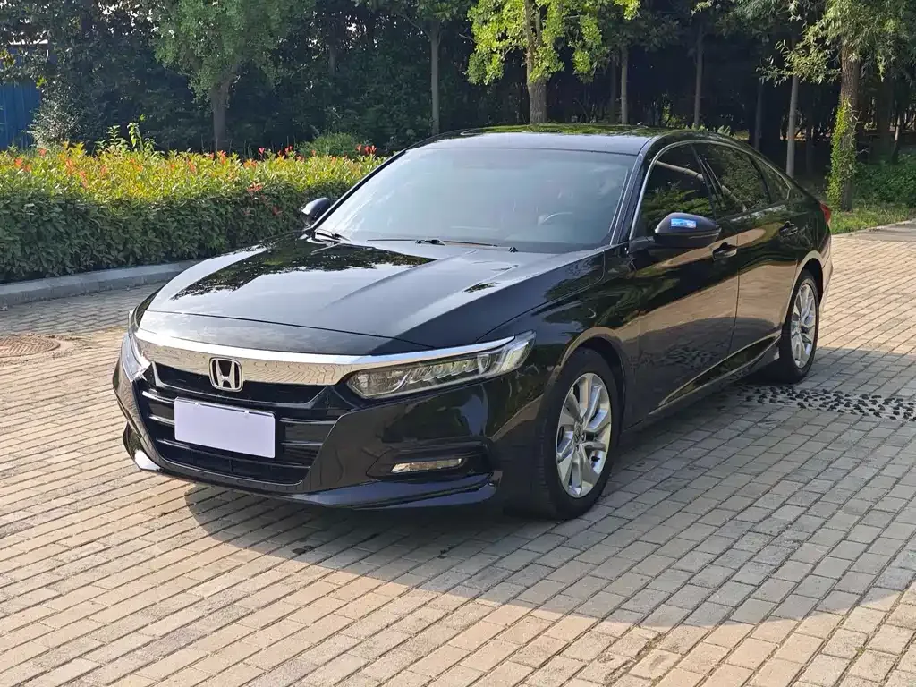 Honda Accord — фото 3