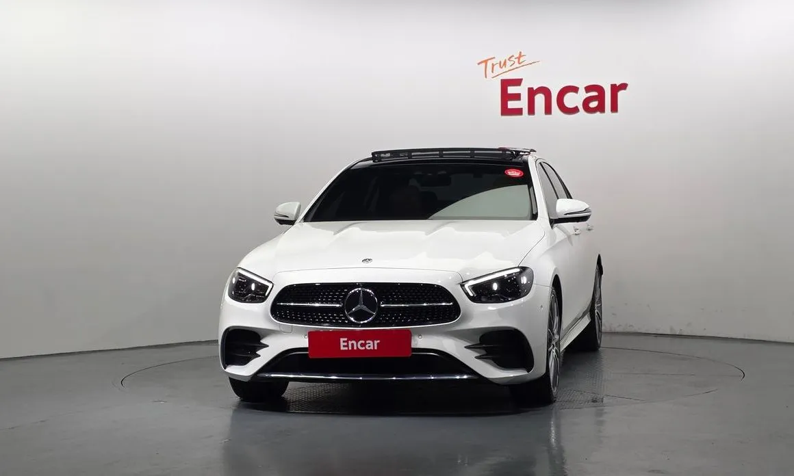 Mercedes-Benz E-Class — фото 10