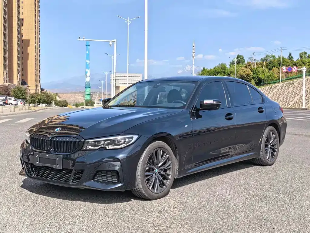 BMW 3 Series — фото 1
