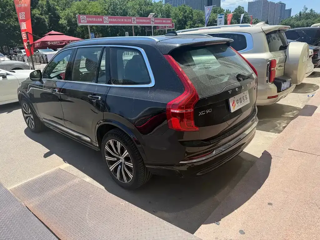 Volvo XC90 2023 из CN, фото 10