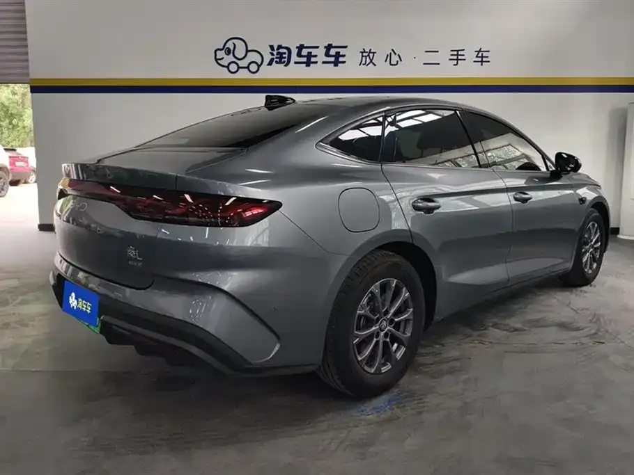 BYD Qin L — фото 8