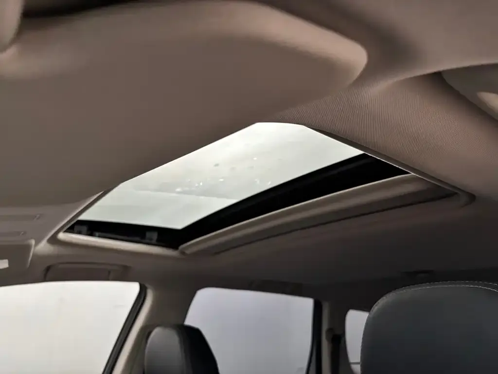 Mitsubishi Outlander — фото 2