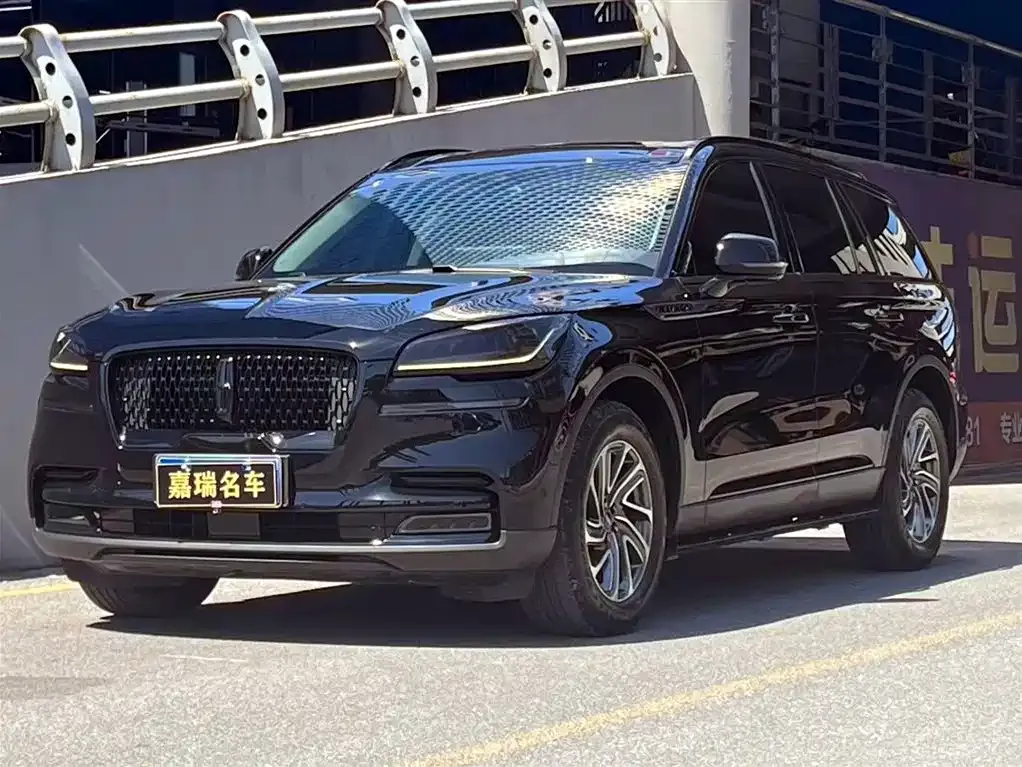 Lincoln Aviator 2024 из CN, фото 1