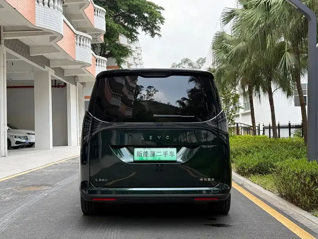 Geely Yizhen L380 2025 из CN, фото 10