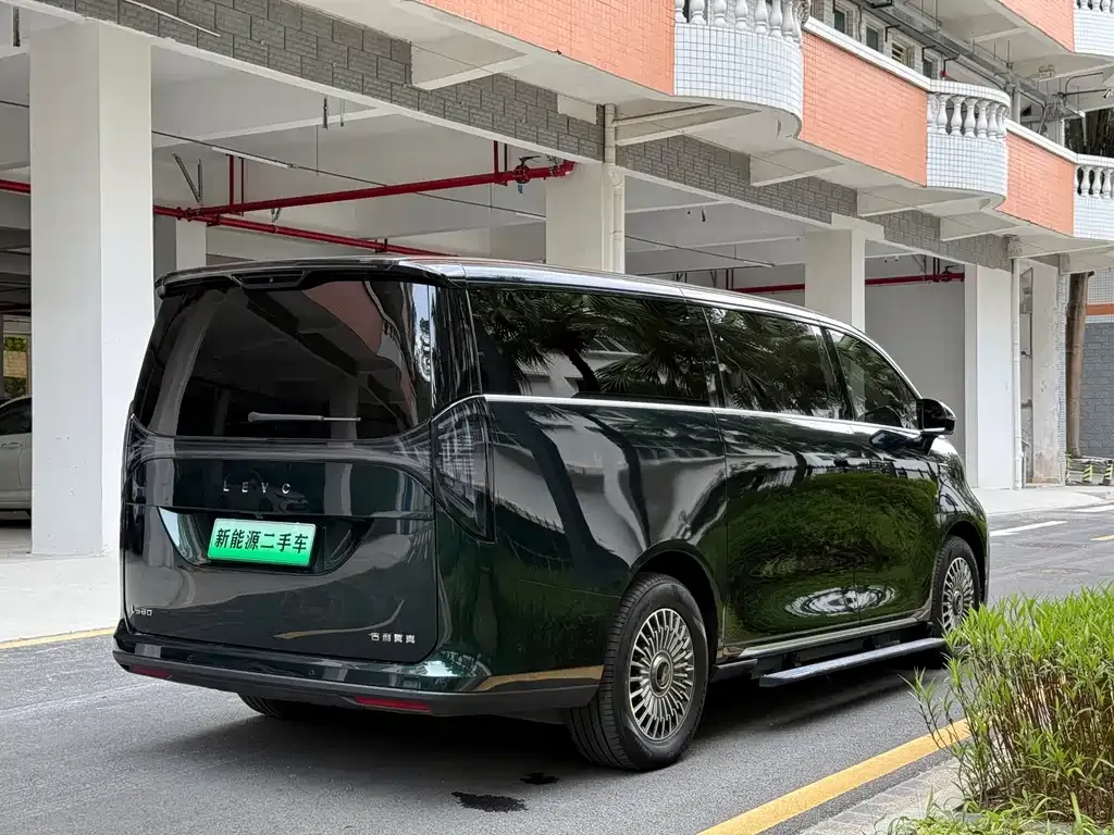 Geely Yizhen L380 2025 из CN, фото 3