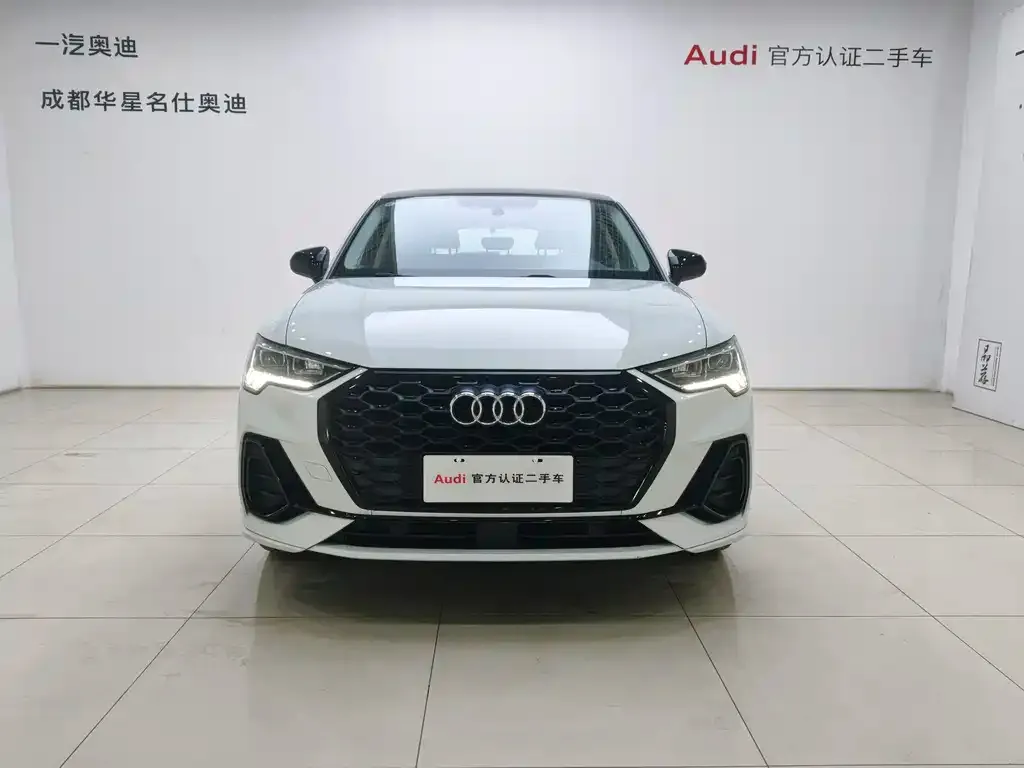 Audi Q3 Sportback — фото 10