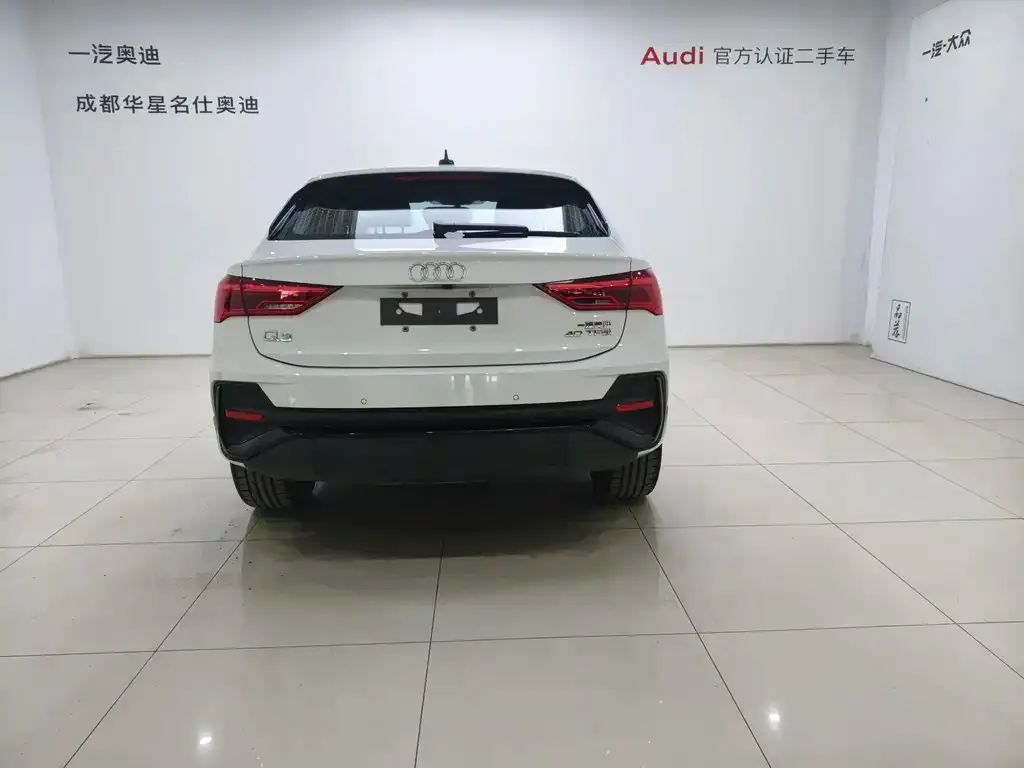 Audi Q3 Sportback — фото 3