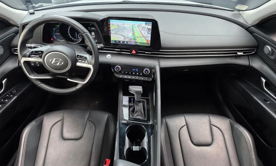 Hyundai AVANTE 2023 из KR, фото 10