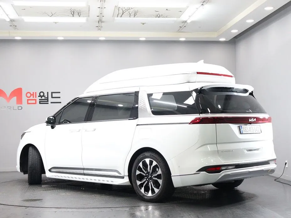 Kia Carnival 2023 из KR, фото 2