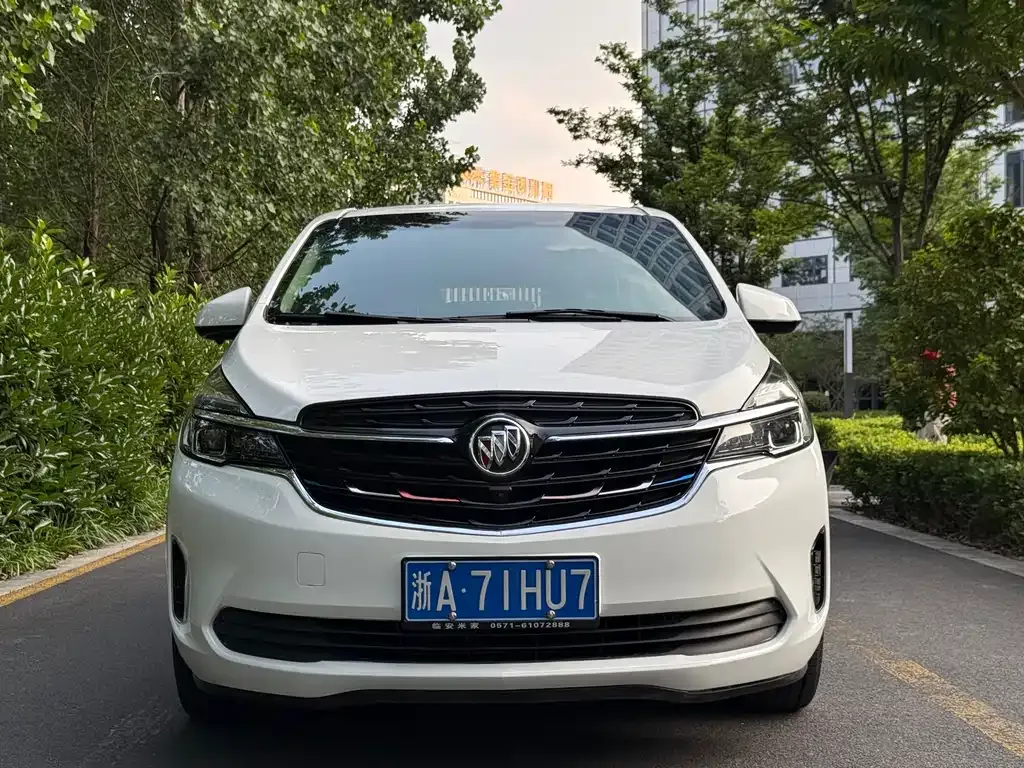 Buick GL8 2022 из CN, фото 8