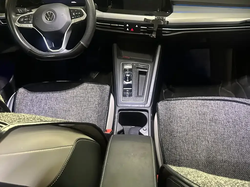 Volkswagen Golf 2021 из CN, фото 6