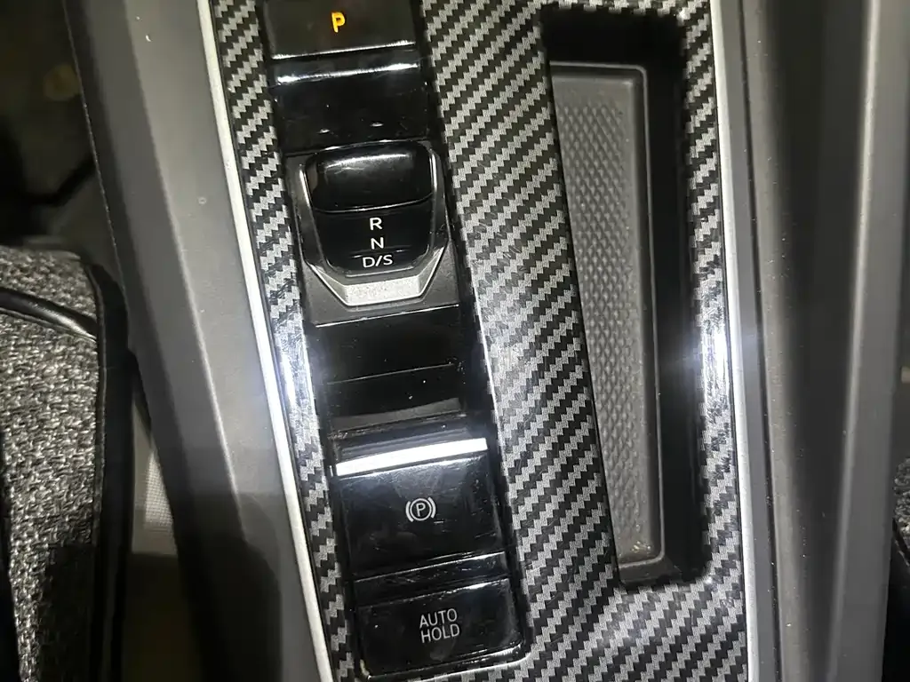 Volkswagen Golf 2021 из CN, фото 10