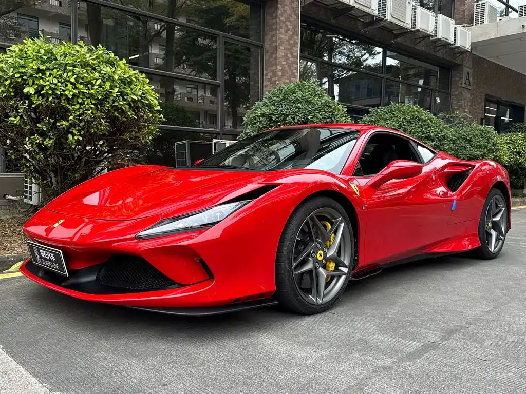 Ferrari F8 — фото 1