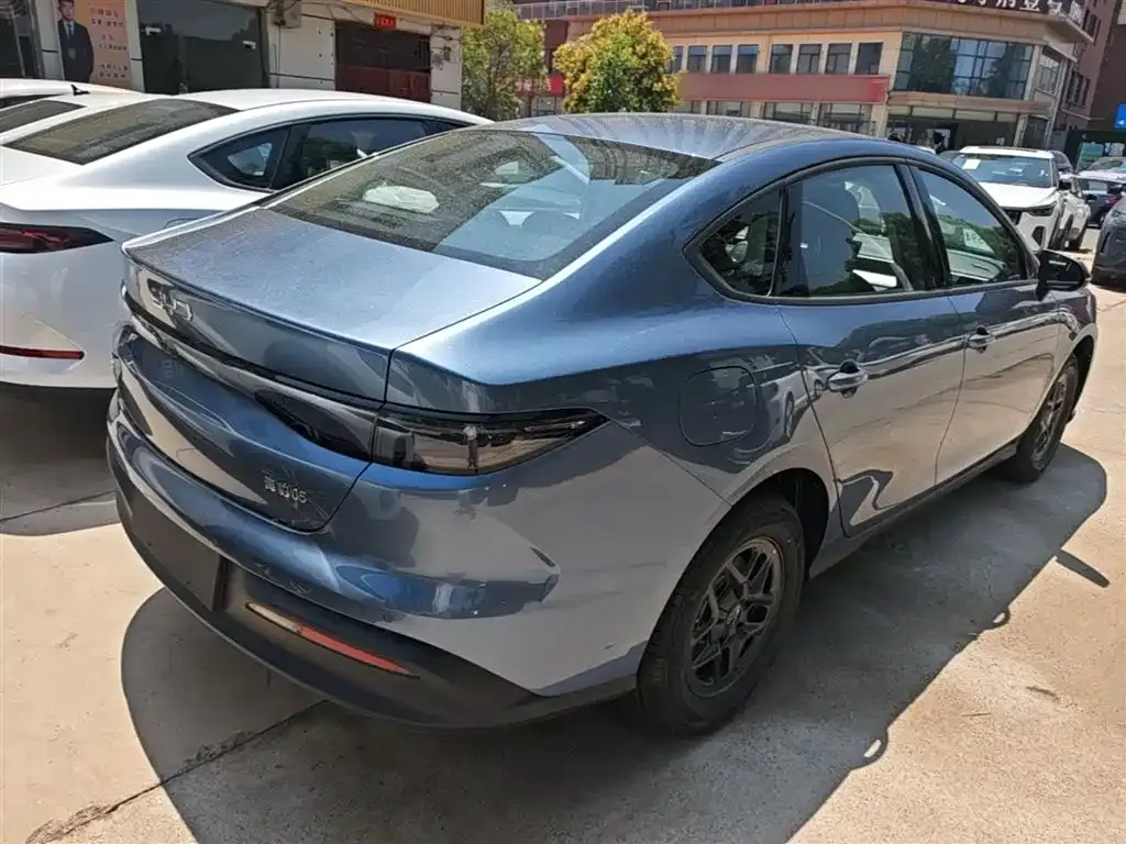 BYD Seal 05 DM-i 2026 из CN, фото 9