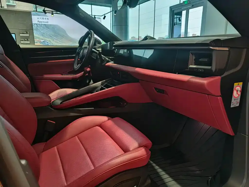 Porsche Macan EV 2025 из CN, фото 5