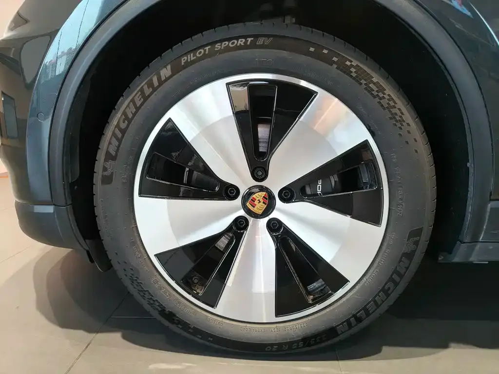 Porsche Macan EV 2025 из CN, фото 3