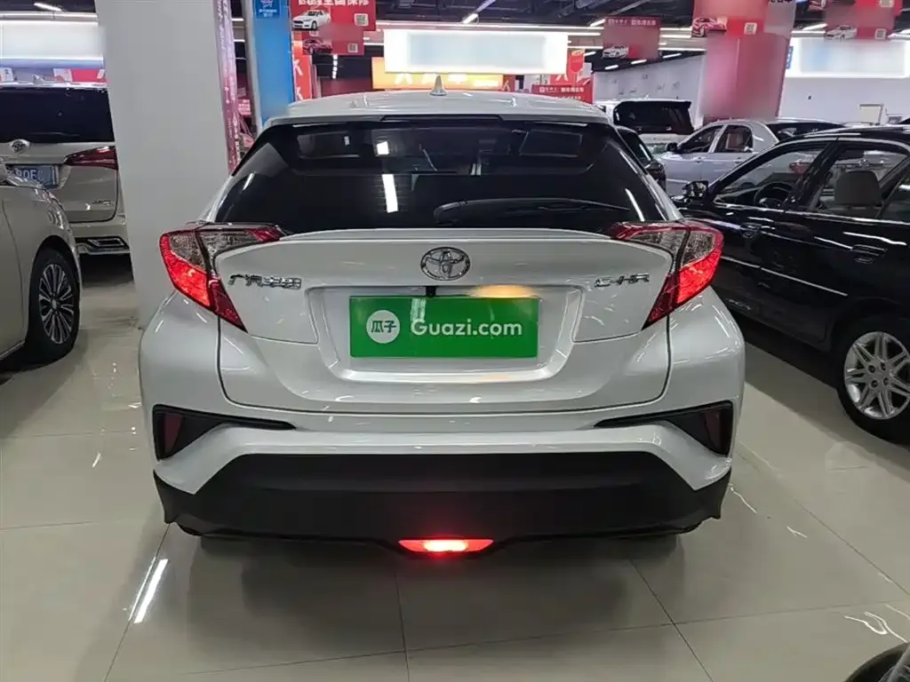 Toyota C-HR 2023 из CN, фото 9