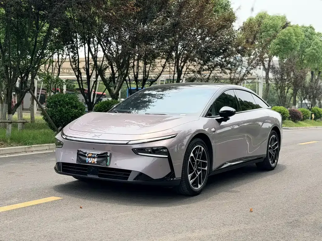 XPeng P7+ — фото 1