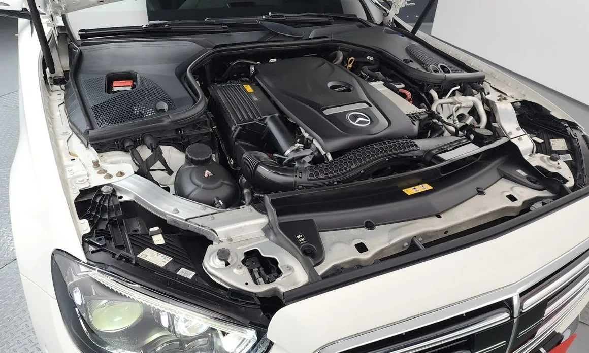 Mercedes-Benz E-Class 2021 из KR, фото 10